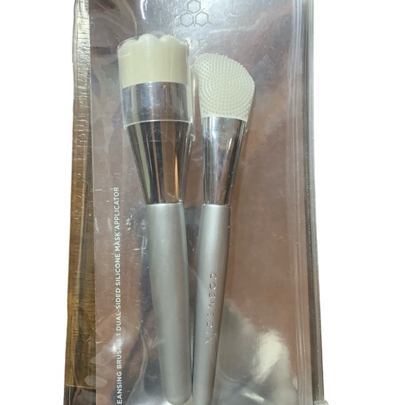 Cleansing Brush and Dual Sided Silicone Applicator NEW! - Picture 2 of 4